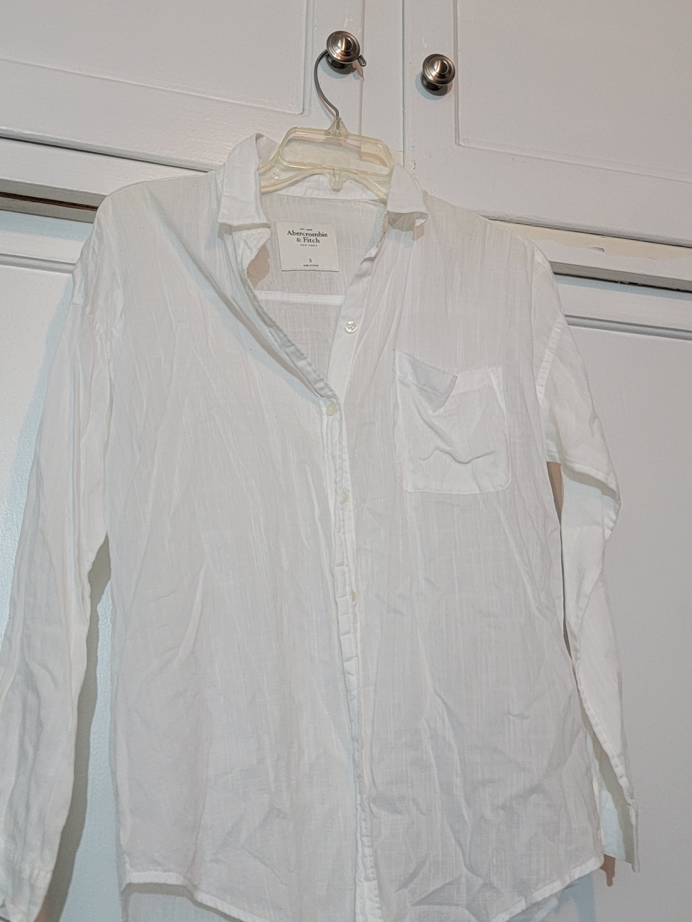 Abercrombie & Fitch Men’s White Button-Up Shirt